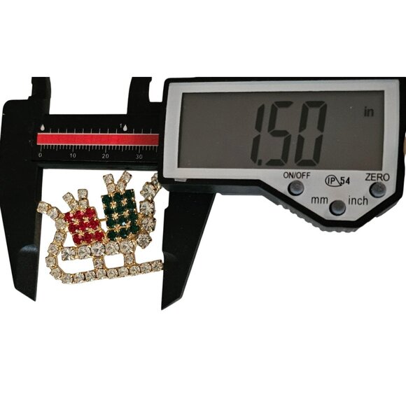 Santa's Sleigh Brooch Vintage Green Red Rhinestone Pin - Picture 8 of 9